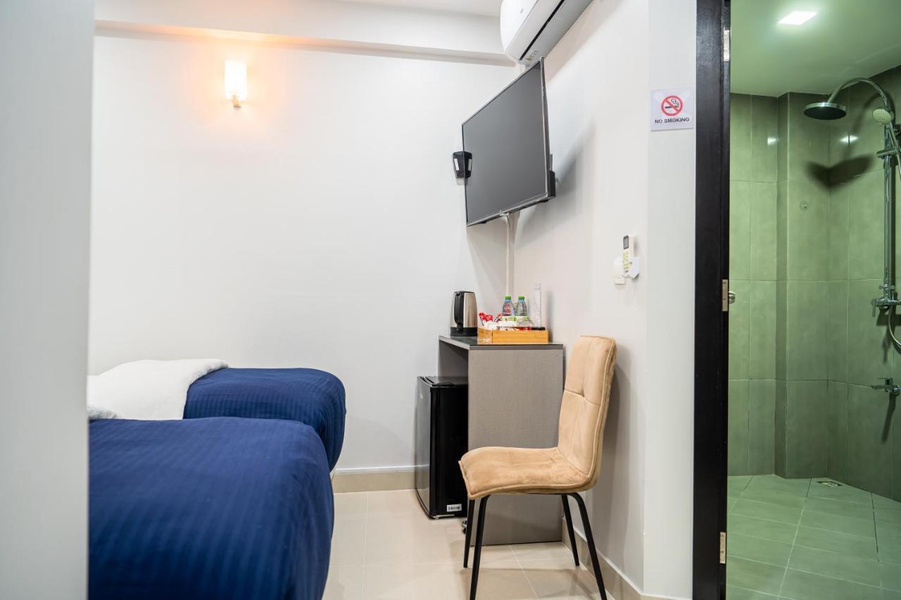 Tour Inn Male Exterior foto