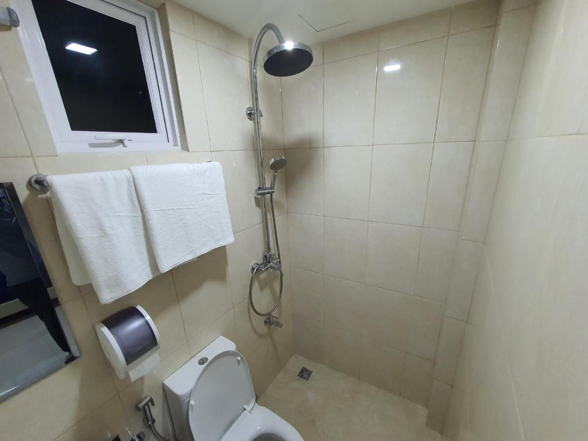 Tour Inn Male Exterior foto