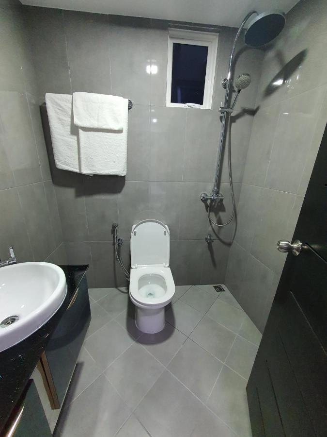 Tour Inn Male Exterior foto
