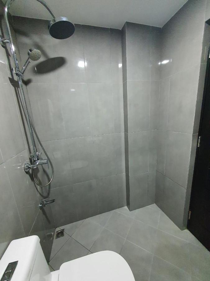 Tour Inn Male Exterior foto